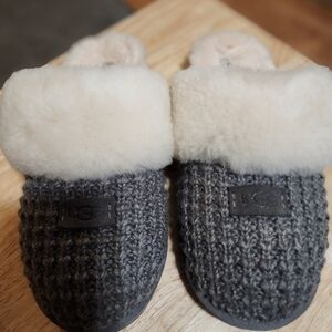 UGG Kids Charcoal and Cream Slippers
